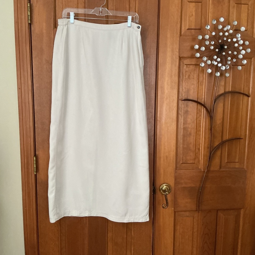 Valerie Stevens Cream Maxi Skirt